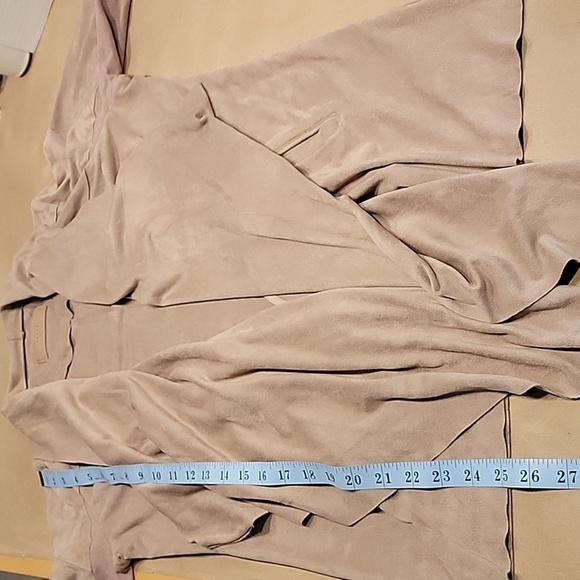 BlankNYC, Size M, Faux Suede Wrap Jacket / Shawl / Cardigan. Excellent Cond. - Picture 8 of 10